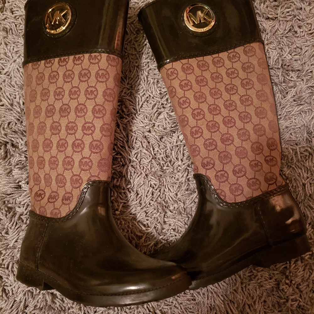Michael kors rain boots